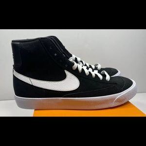 Nike Blazer Mid 77 Suede sz 7
